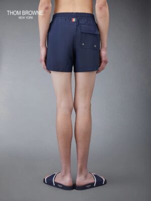 톰브라* 사이드 삼선 쇼츠 F33 네이비 - 이미지 4