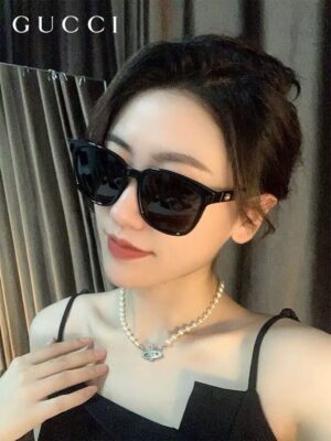Alternative view of 구* 클래식 선글라스 GG0637-5컬러