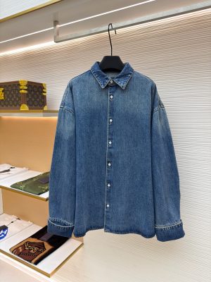 프라다 워싱 블루 오버핏 데님 셔츠 재킷 정면