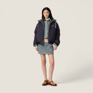 Alternative view of 미우미우 보아 칼라 다이아몬드 퀼팅 재킷 네이비 RA6732